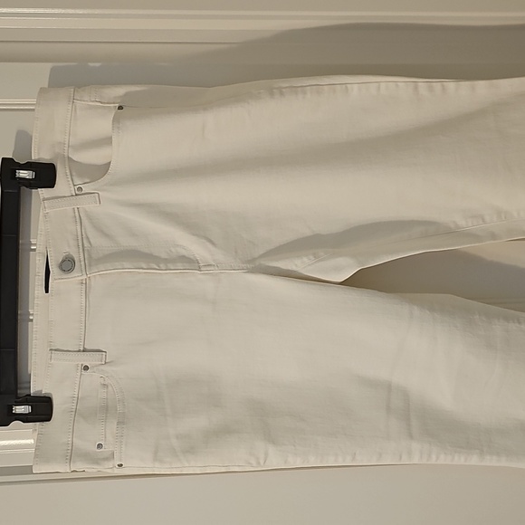 NWOT Ann Taylor White Women's Jeans - Picture 3 of 5